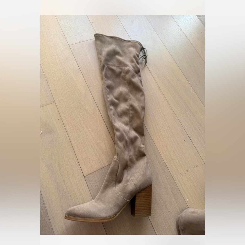 Marc Fischer arletta over the knee with tie detail size 8 like New brown